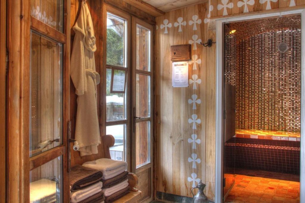 Hotel Les Chalets De Philippe Avec Jacuzzis Privatifs Chamonix Exteriör bild