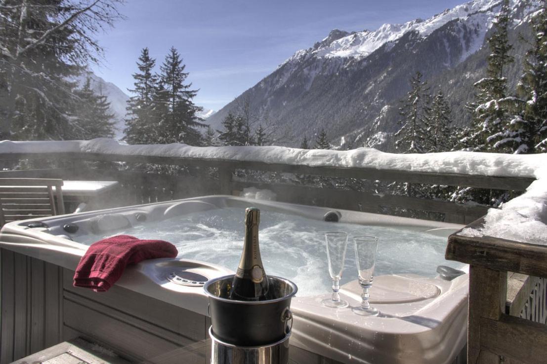 Hotel Les Chalets De Philippe Avec Jacuzzis Privatifs Chamonix Exteriör bild