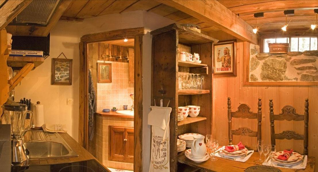 Hotel Les Chalets De Philippe Avec Jacuzzis Privatifs Chamonix Exteriör bild